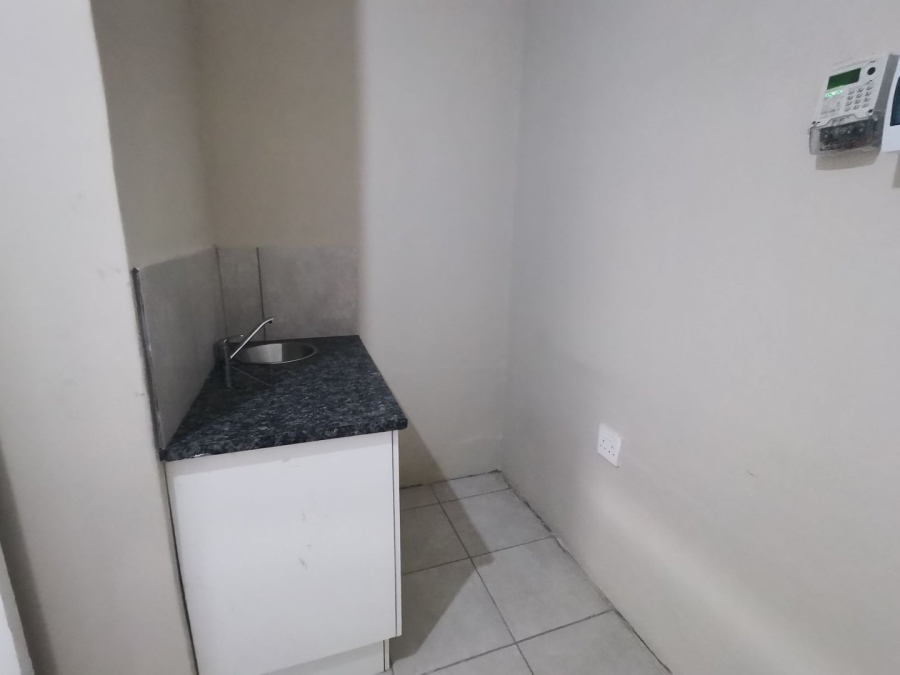 To Let 1 Bedroom Property for Rent in Port Elizabeth Central Eastern Cape